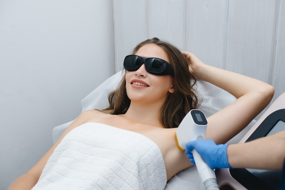 Laser,Epilation,,Hair,Removal,Procedure,,Young,Beautiful,Caucasian,Smiling,Brunette