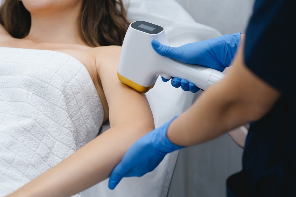 Laser,Epilation,,Hair,Removal,Procedure,,Young,Beautiful,Caucasian,Smiling,Brunette
